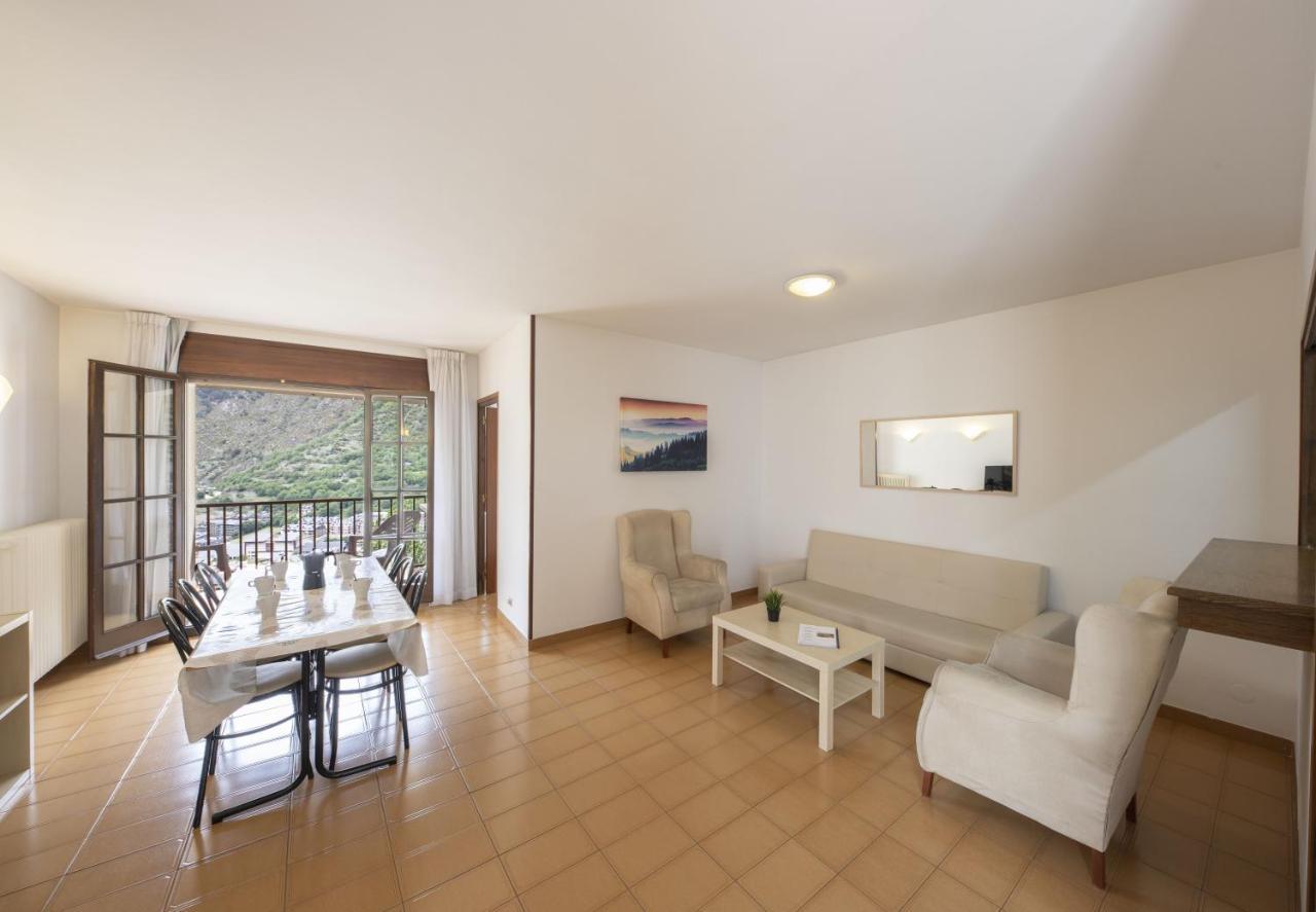 La Solana & Butas Encamp