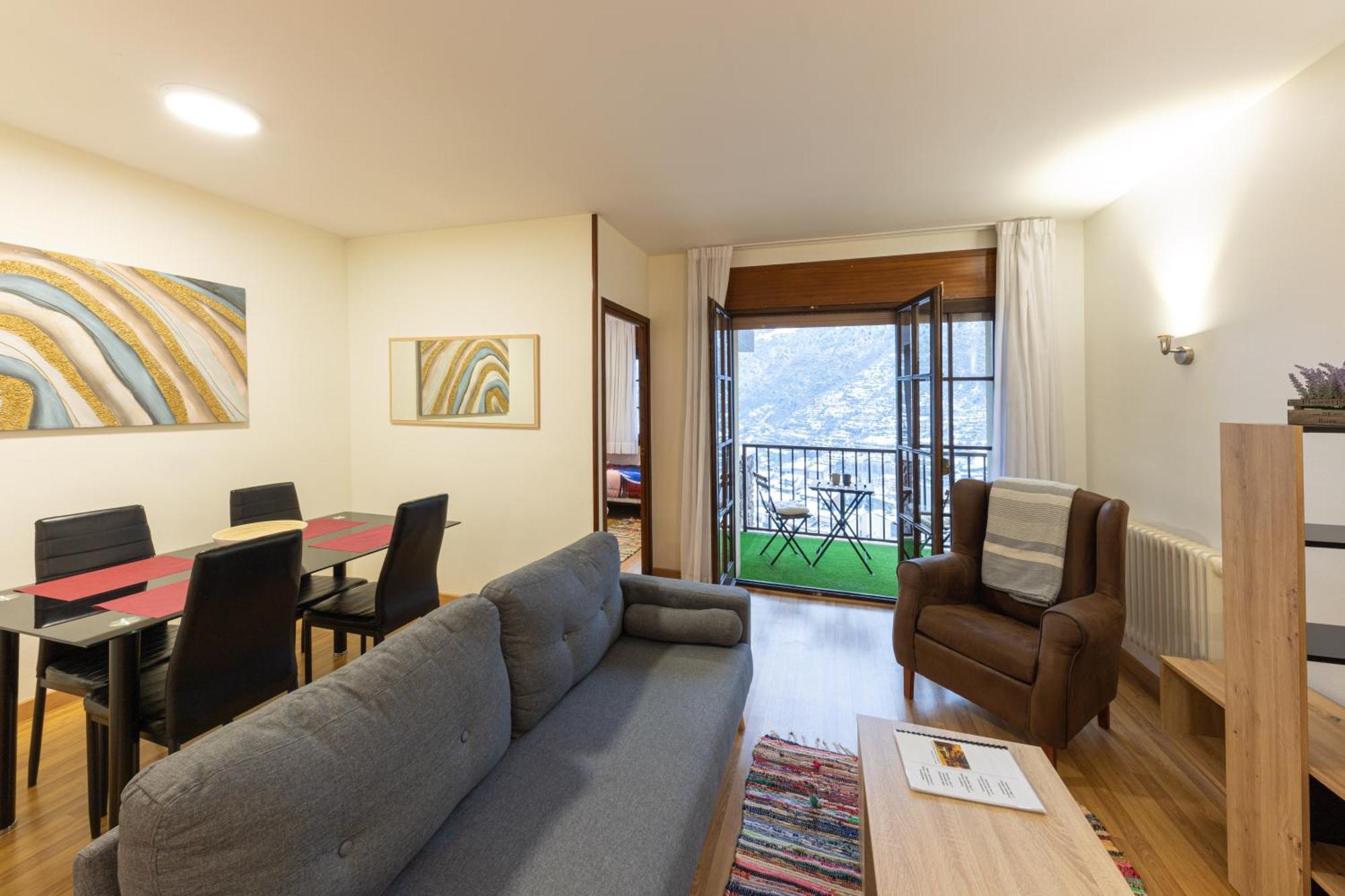 La Solana & Butas Encamp